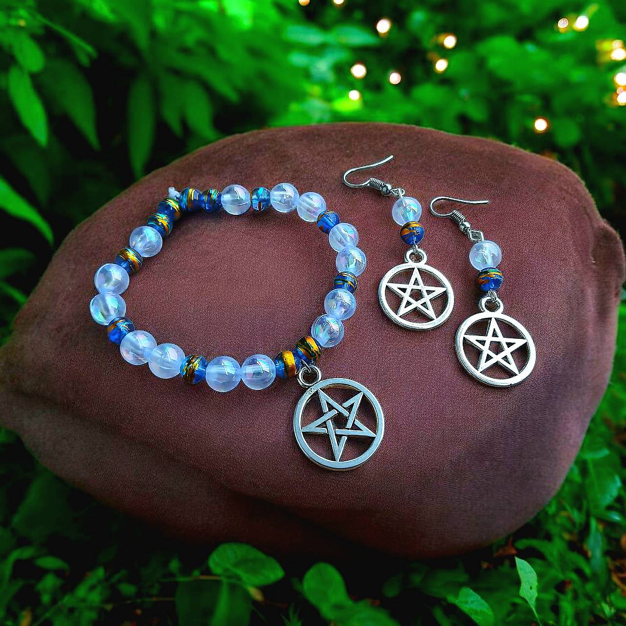 Set pentagram