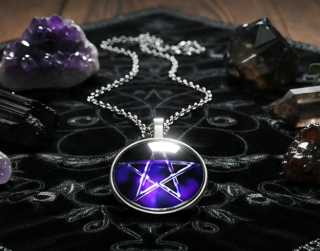 Náhrdelník Pentagram 